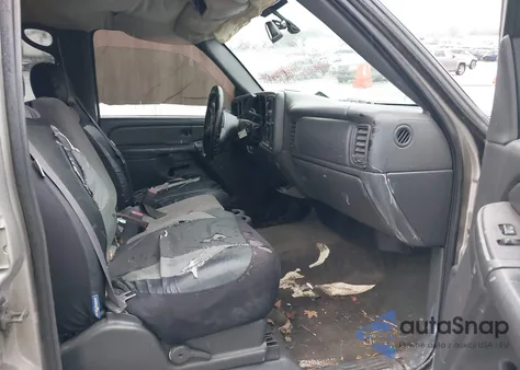 2005 GMC Sierra 1500 Sle z USA, uszkodzony, nr VIN 2GTEC13T051194498